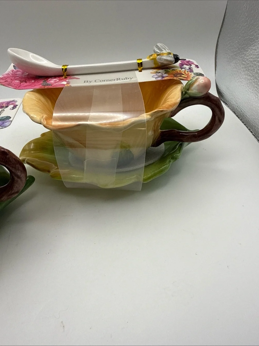 2 Corner Ruby Garden Collection Yellow Pansy Flower Cup & Leaf Saucer Bee Spoon